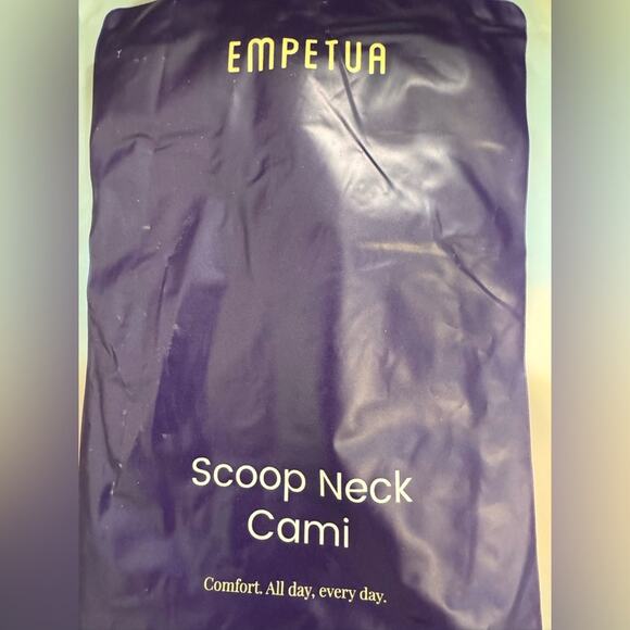 New SHAPERMINT Empetua All Day Every Day Scoop Neck Cami BEIGE M - Picture 5 of 6